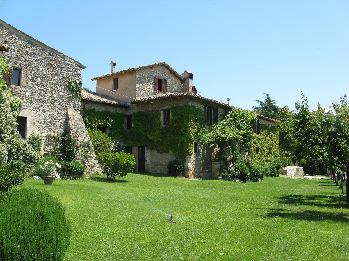 Della Genga Resort Arezzola Exterior foto